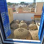 Lucia Hotel 2*
