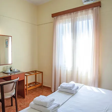 Lucia Hotel