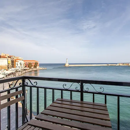 Lucia Hotel