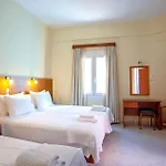 Hotell Lucia 2*