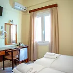 Lucia Hotel