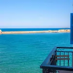 Lucia Hotel 2*