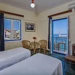 Hotel Lucia 2*