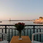 Lucia Hotel 2*