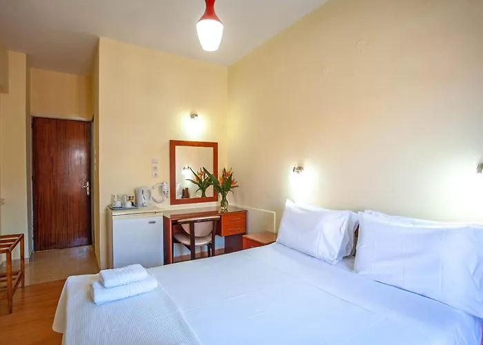 Lucia 2* Chania (Crete)