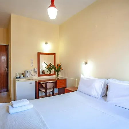 Lucia 2* Chania (Crete)