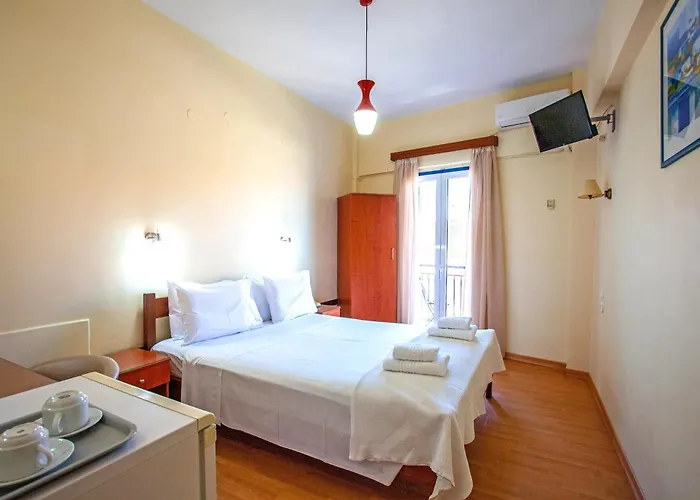 Lucia 2* Chania (Crete)