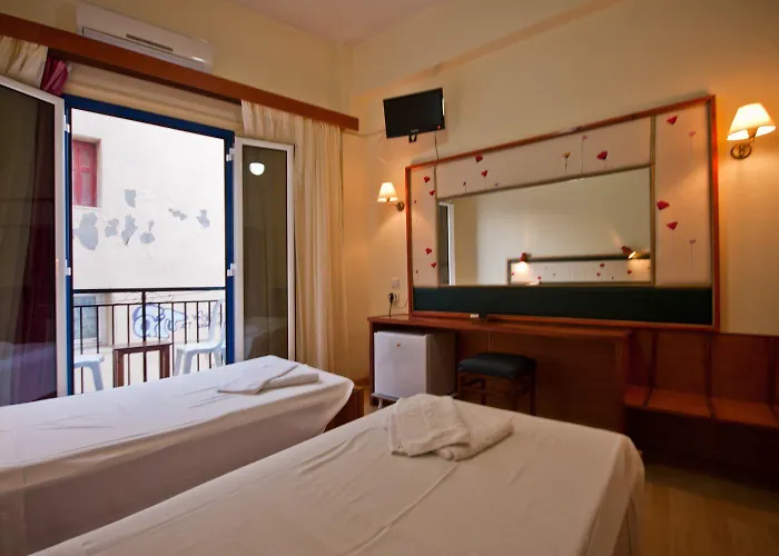 Lucia Hotel Chania (Crete)